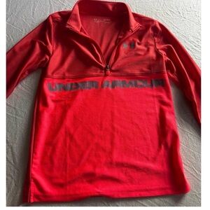 Youth XL Under Armour Tech Quarter Zip Sweatshirt 
Long sleeve